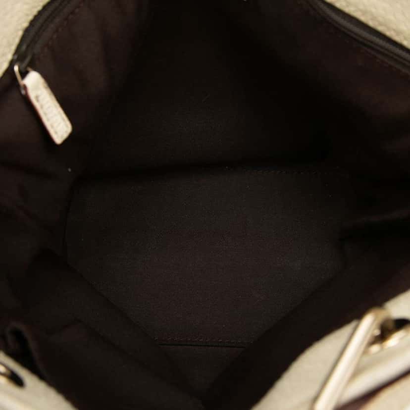 Gucci GG Canvas Eclipse Tote Brown Canvas Very good condition - Model View