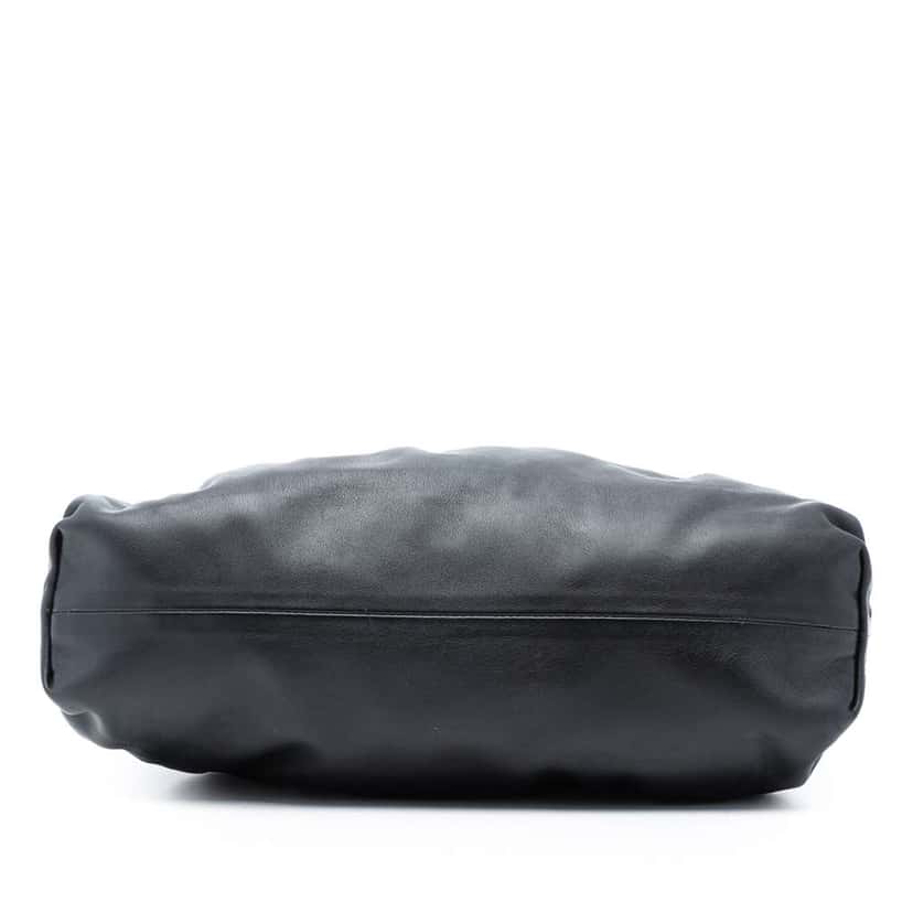 Bottega Veneta Lambskin The Pouch Black Leather Very good condition - Inside View