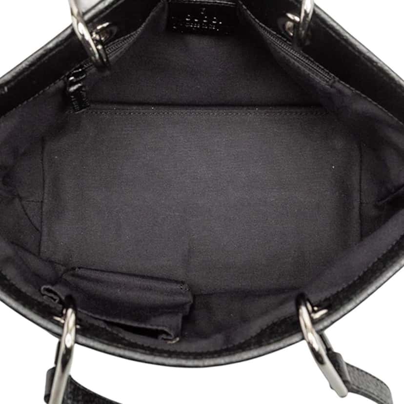 Gucci GG Canvas Eclipse Handbag Black Canvas Very good condition - Model View