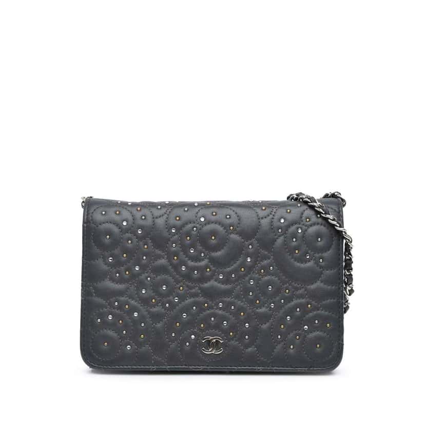 Chanel CC Studded Lambskin Camellia Wallet On Chain Black Leather Very good condition - Front View
