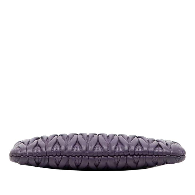 Miu Miu Matelasse Leather Pouch Purple Leather Very good condition - Inside View