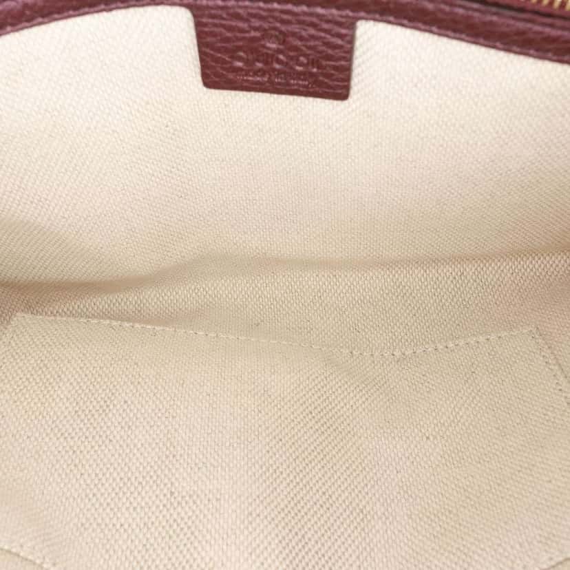 Gucci Metallic Leather Soho Disco Clutch Red Leather Very good condition - Model View