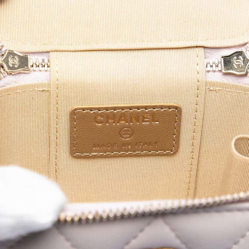 Chanel Mini Quilted Lambskin Pearl Crush Vanity Case With Chain Purple Leather Very good condition - Box View