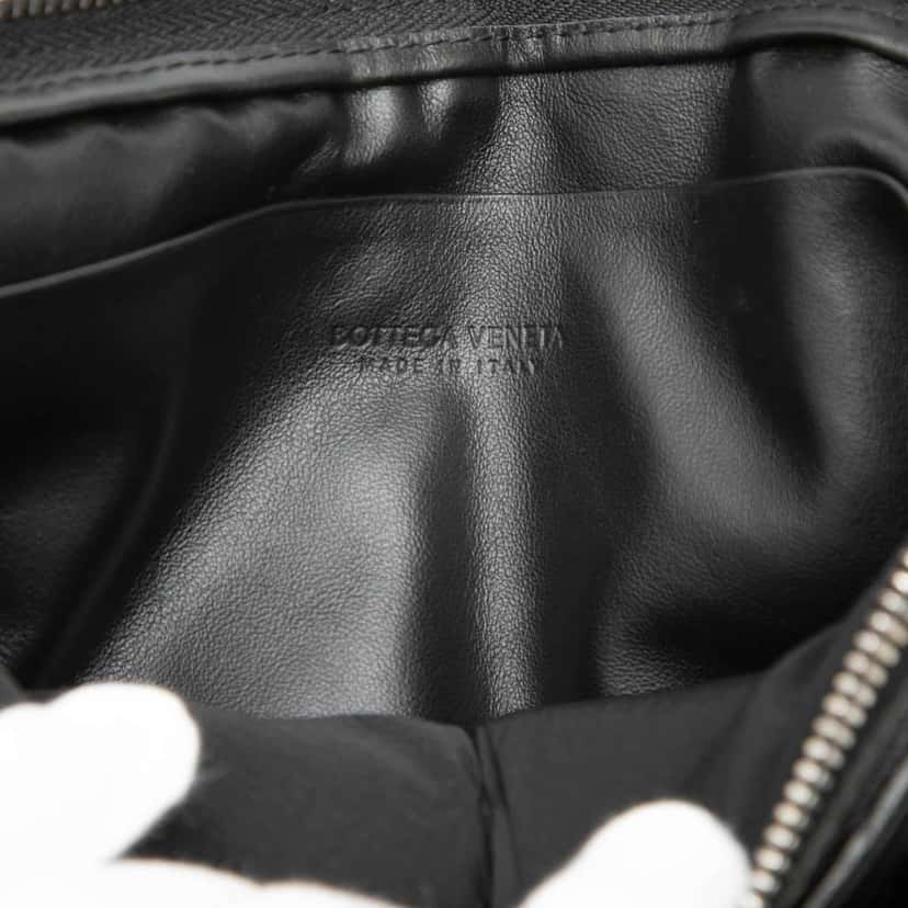 Bottega Veneta Leather Intrecciato Padded Square Pouch Black Leather Very good condition - Box View