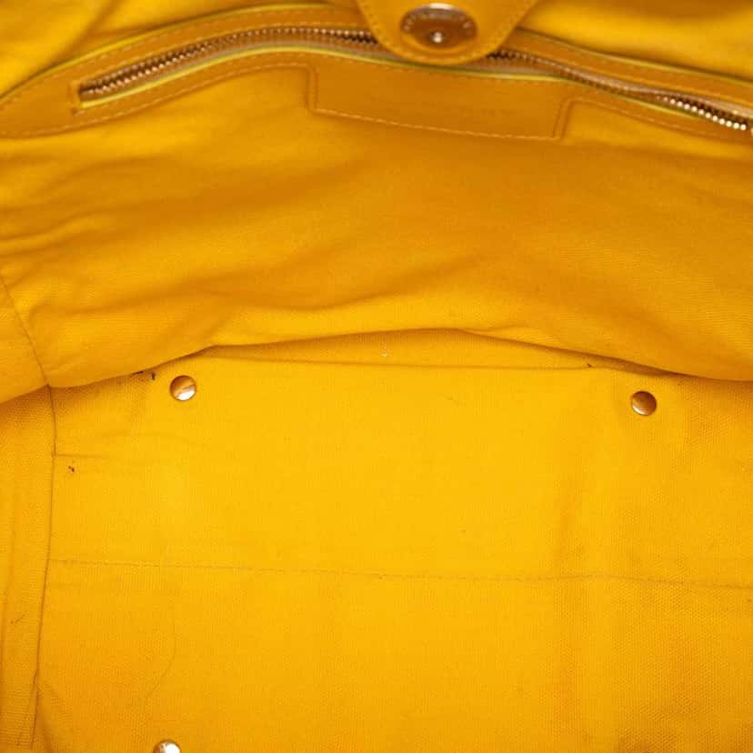 Burberry Small Haymarket Check Floral Print Coated Canvas Canterbury Tote Brown Canvas Very good condition - Model View