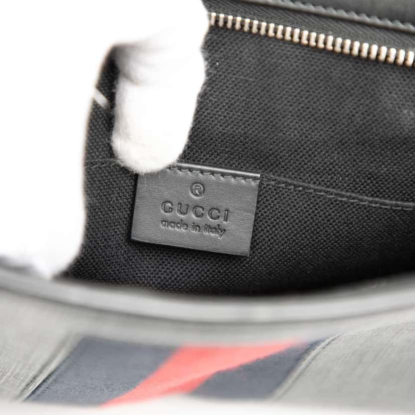 Gucci GG Supreme Web Clutch Black Canvas Very good condition - Box View