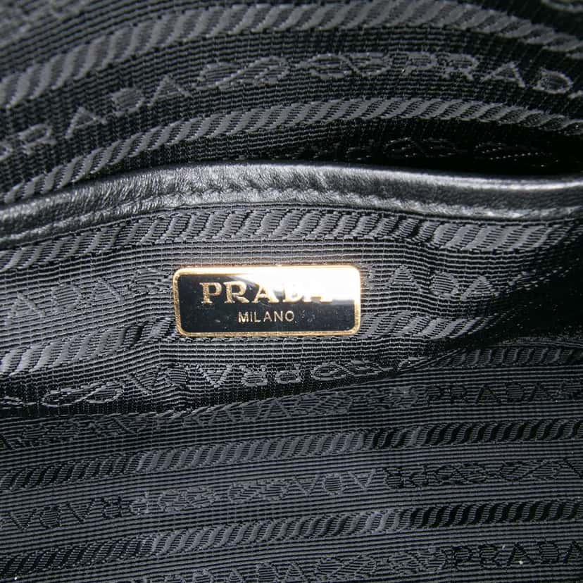 Prada Nappa Gaufre Camera Bag Black Leather Very good condition - Box View