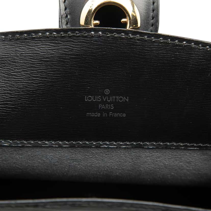 Louis Vuitton Epi Cluny Black Leather Very good condition - Box View