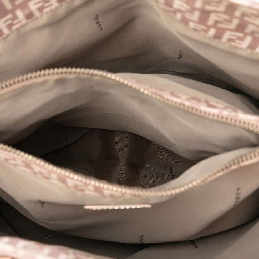 Fendi Zucchino Canvas Tote Pink Canvas Very good condition - Model View