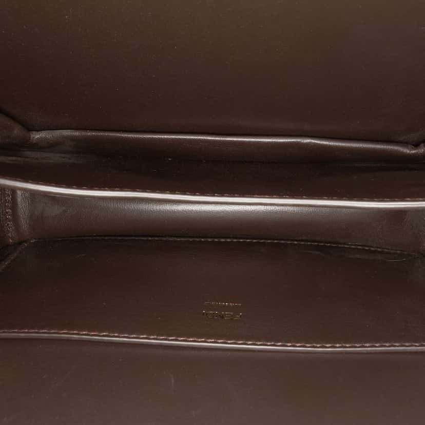 Fendi Calfskin Vitello King Nubuck Pequin Karligraphy Pocket Shoulder Bag Red Leather Very good condition - Model View