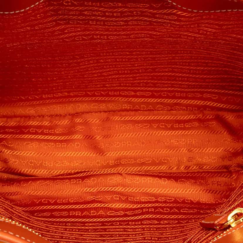 Prada Saffiano Trimmed Tessuto Logo Oro Satchel Orange Very good condition - Model View
