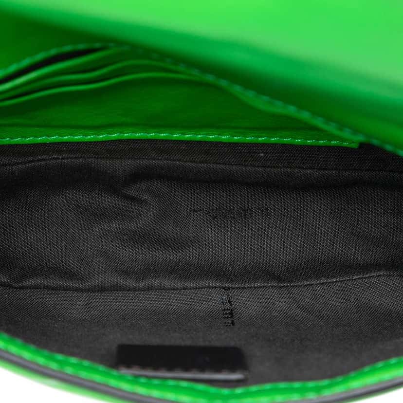 Fendi Mini Zucca Embossed Leather Baguette Satchel Green Leather Very good condition - Model View