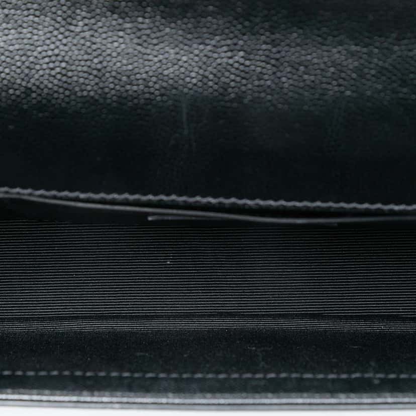 Saint Laurent Grain De Poudre Classic Monogram Studded Clutch Black Leather Very good condition - Model View