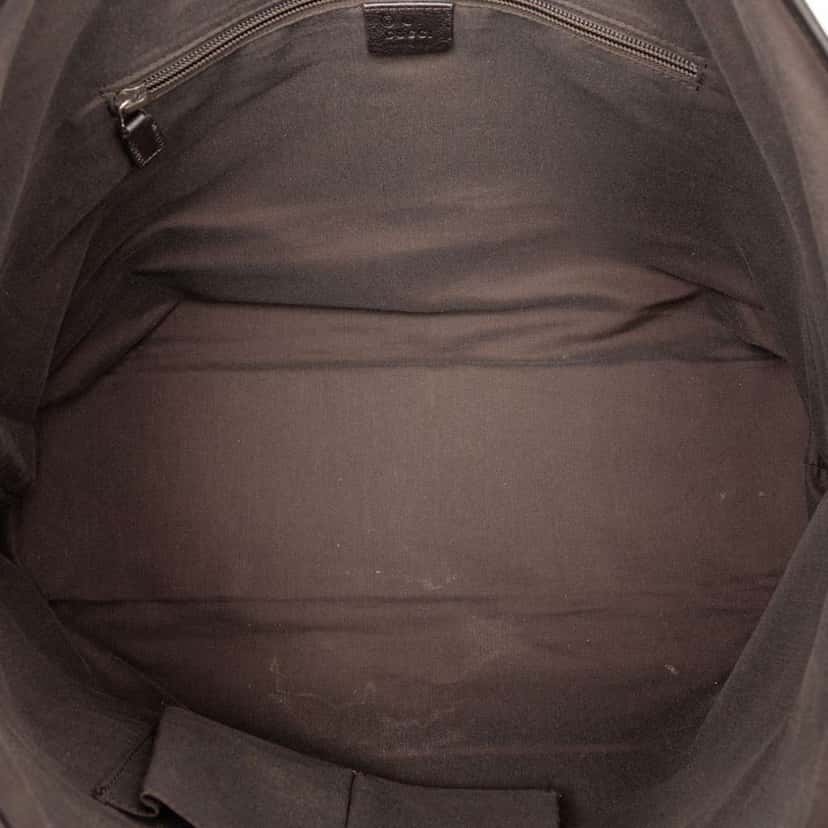 Gucci GG Canvas Tote Brown Canvas Very good condition - Model View