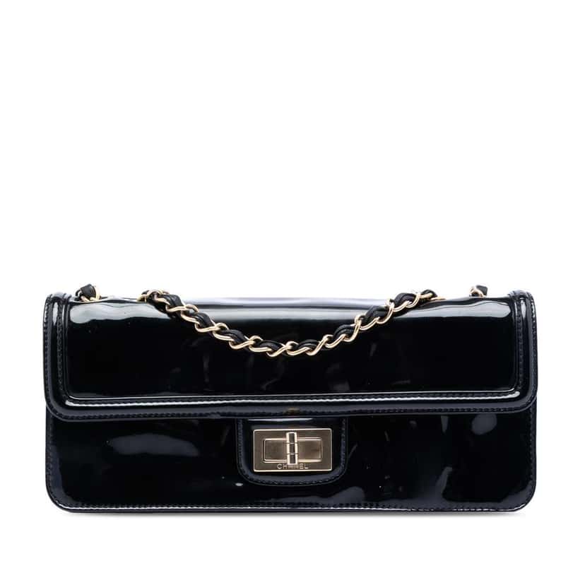 Chanel Patent Reissue 2.55 East West Flap Black Leather Good condition - Front View