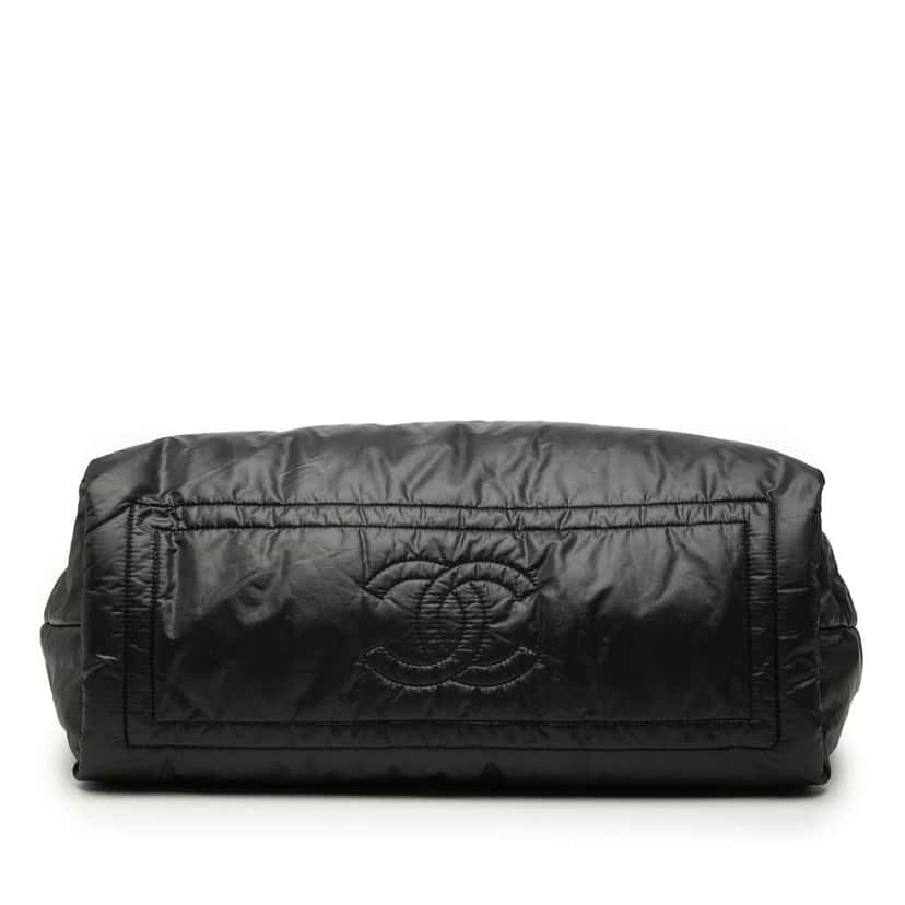 Chanel Medium Quilted Nylon Coco Cocoon Tote Black Very good condition - Inside View