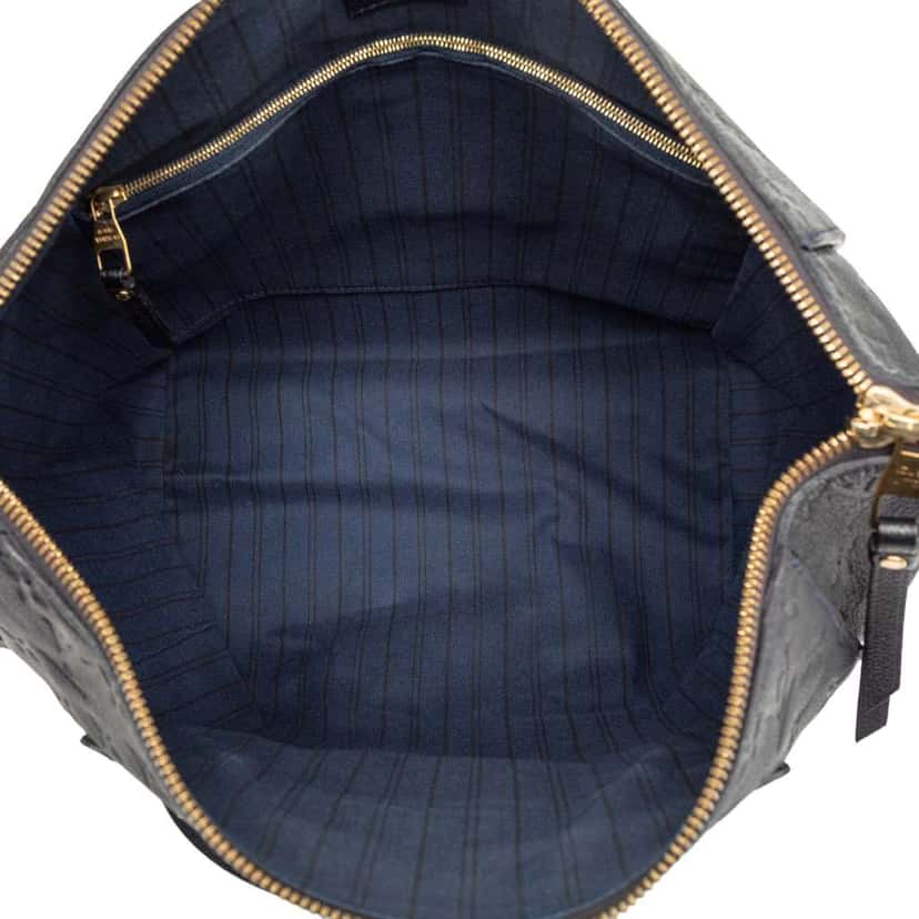 Louis Vuitton Monogram Empreinte Lumineuse PM Blue Leather Good condition - Model View