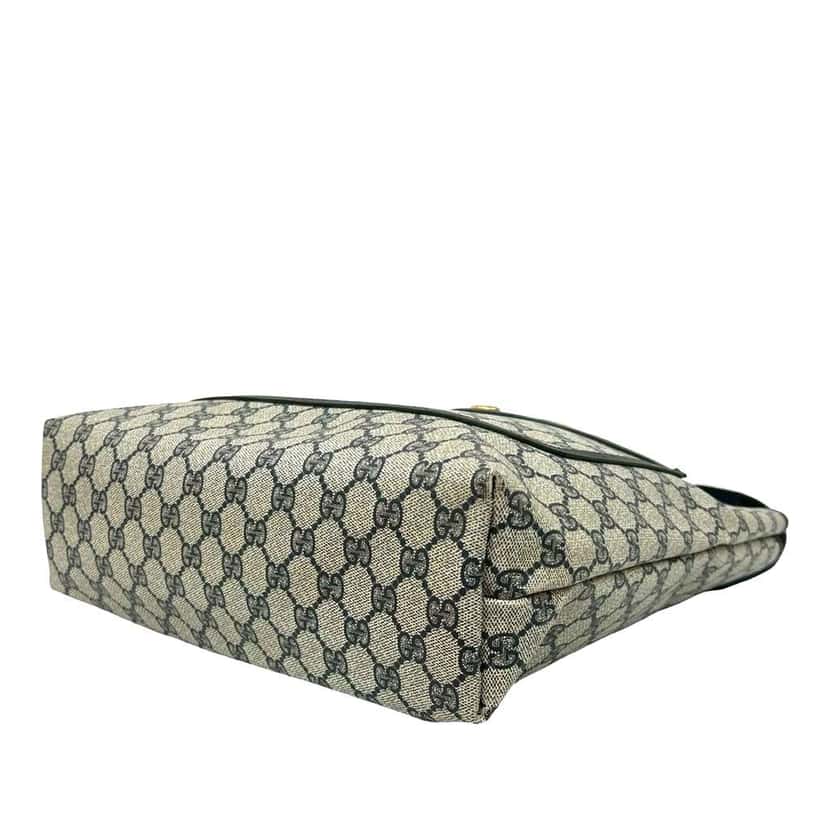 Gucci GG Supreme Web Tote Brown Canvas Very good condition - Model View