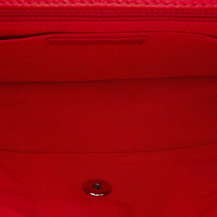 Chanel Medium Chevron Caviar Data Center Envelope Flap Red Leather Very good condition - Model View