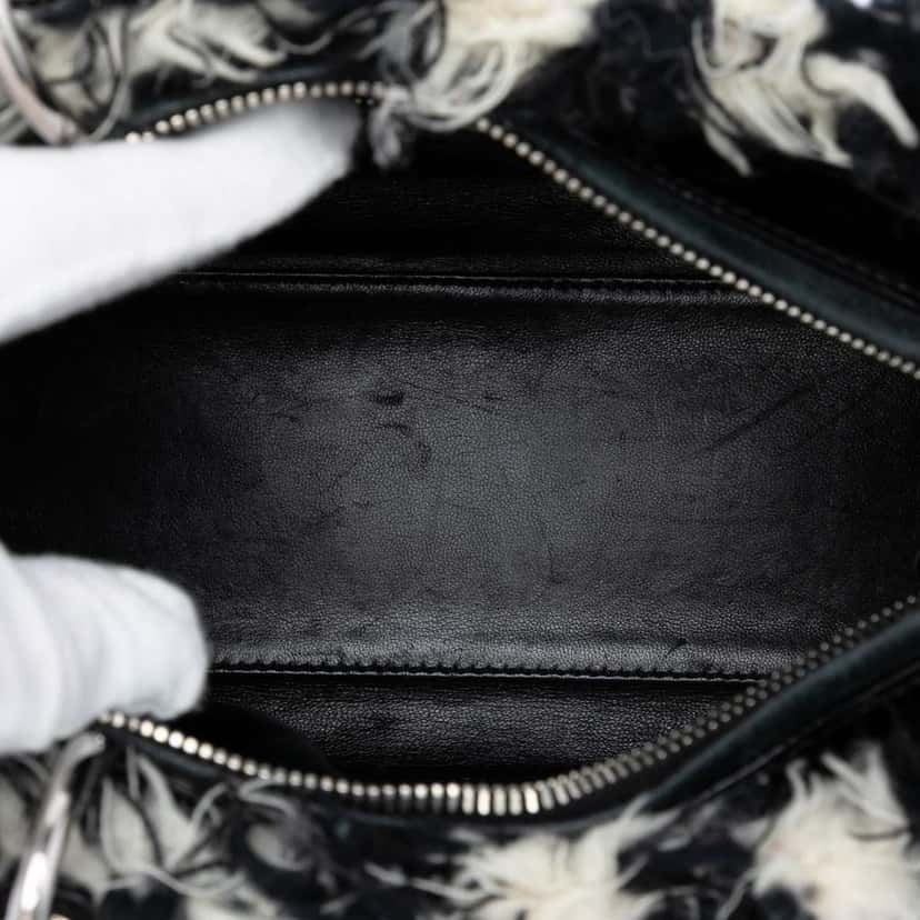 Dior Medium Tweed Cannage Fringe Lady Dior Black Tweed Very good condition - Model View