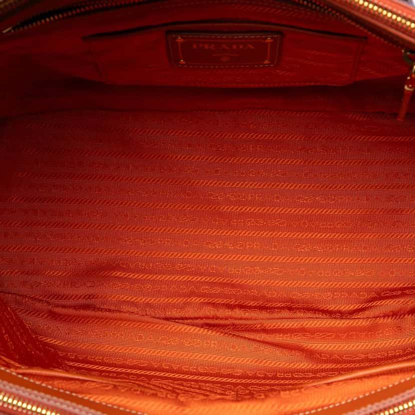 Prada Saffiano Trimmed Denim Handbag Blue Denim Very good condition - Model View