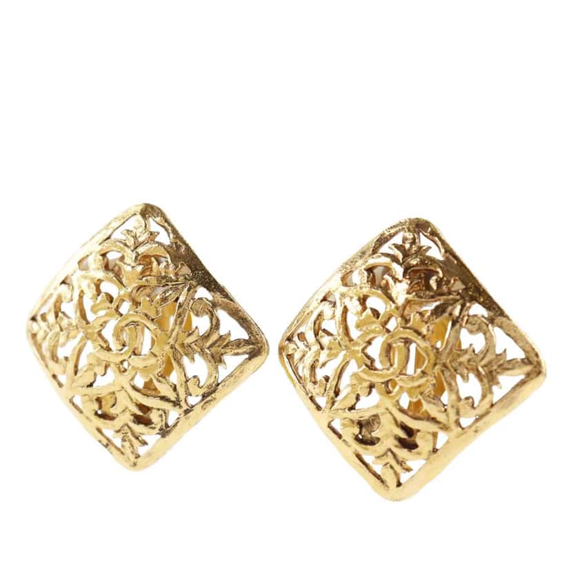 Chanel CC Gold Plated Square Clip On Earrings Gold Metal Very good condition - Front View