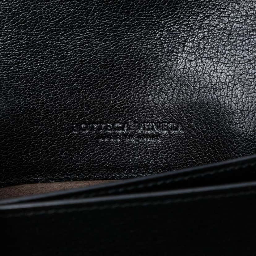 Bottega Veneta Mini Leather and Ombre Velvet Montebello Crisscross Crossbody Black Leather Very good condition - Box View