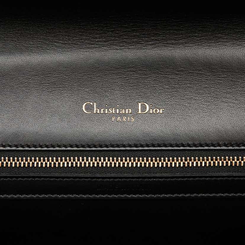 Dior Medium Calfskin Crystal Embroidered Diorama Flap Black Leather Good condition - Box View