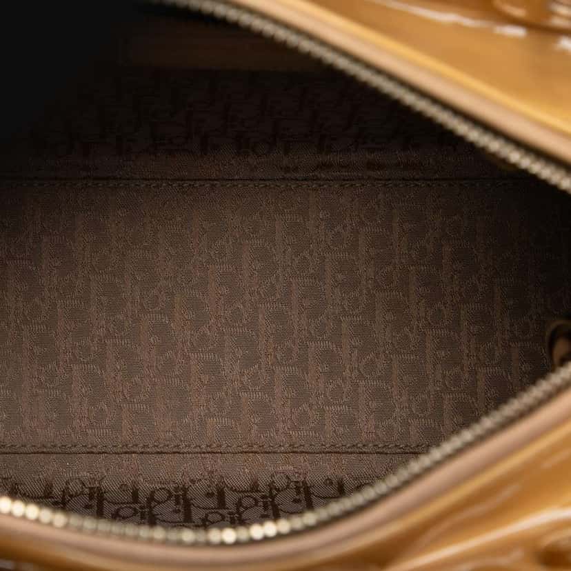 Dior Medium Patent Cannage Lady Dior Brown Leather Very good condition - Model View