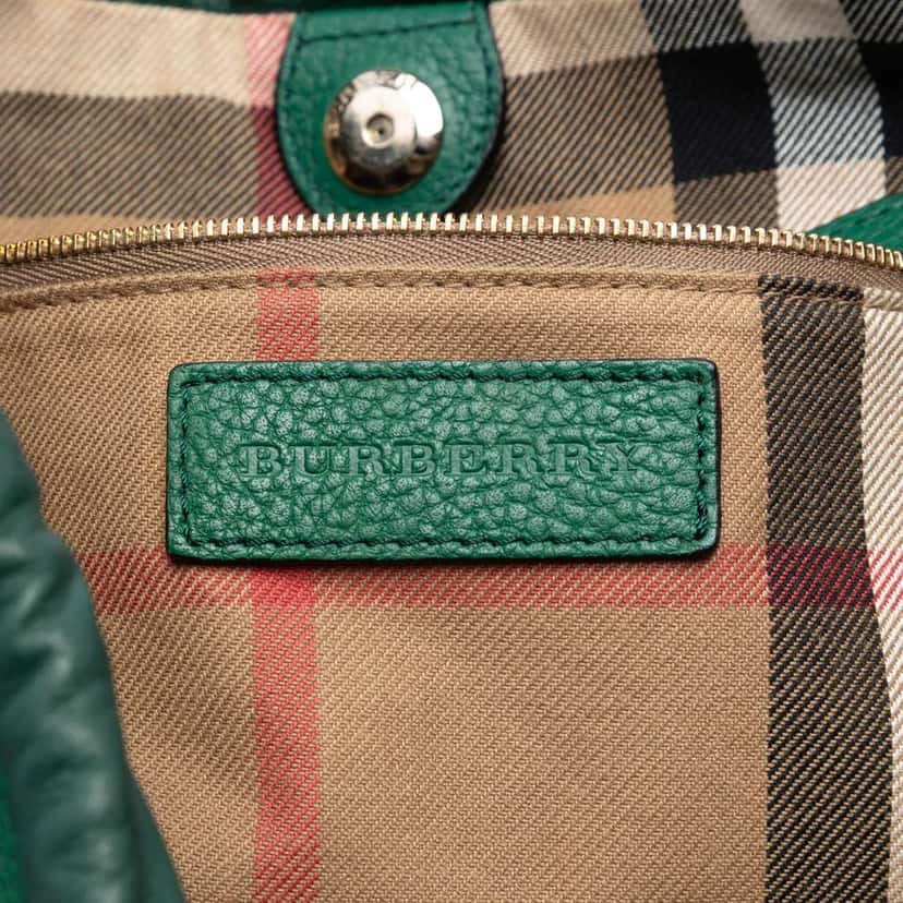 Burberry Leather Big Crush Convertible Tote Green Leather Very good condition - Box View