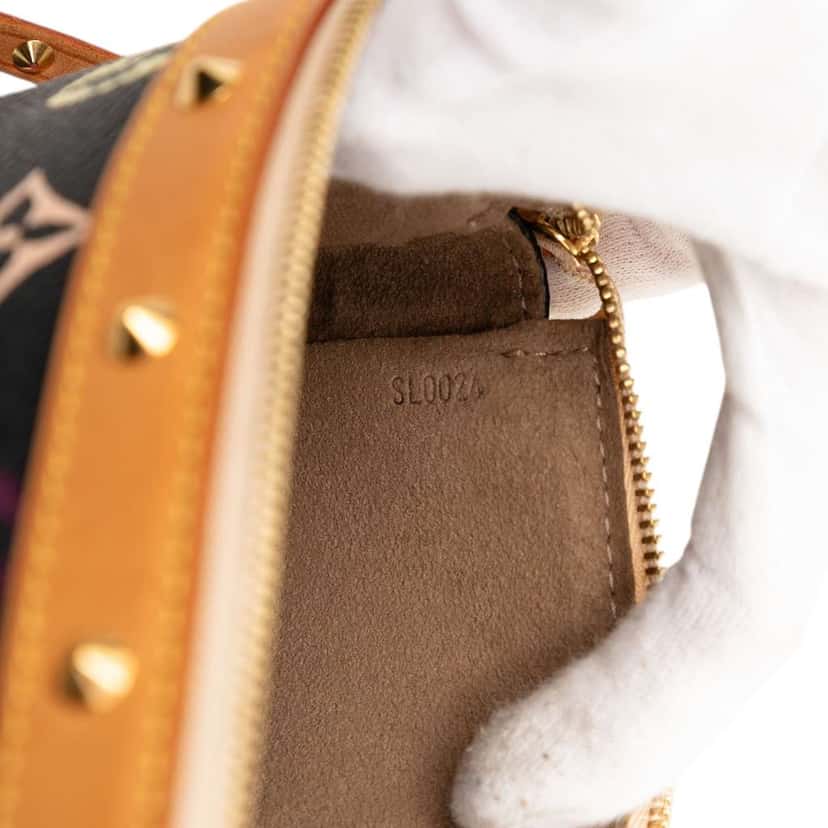 Louis Vuitton Monogram Multicolore Pochette Accessoires Black Very good condition - Box View