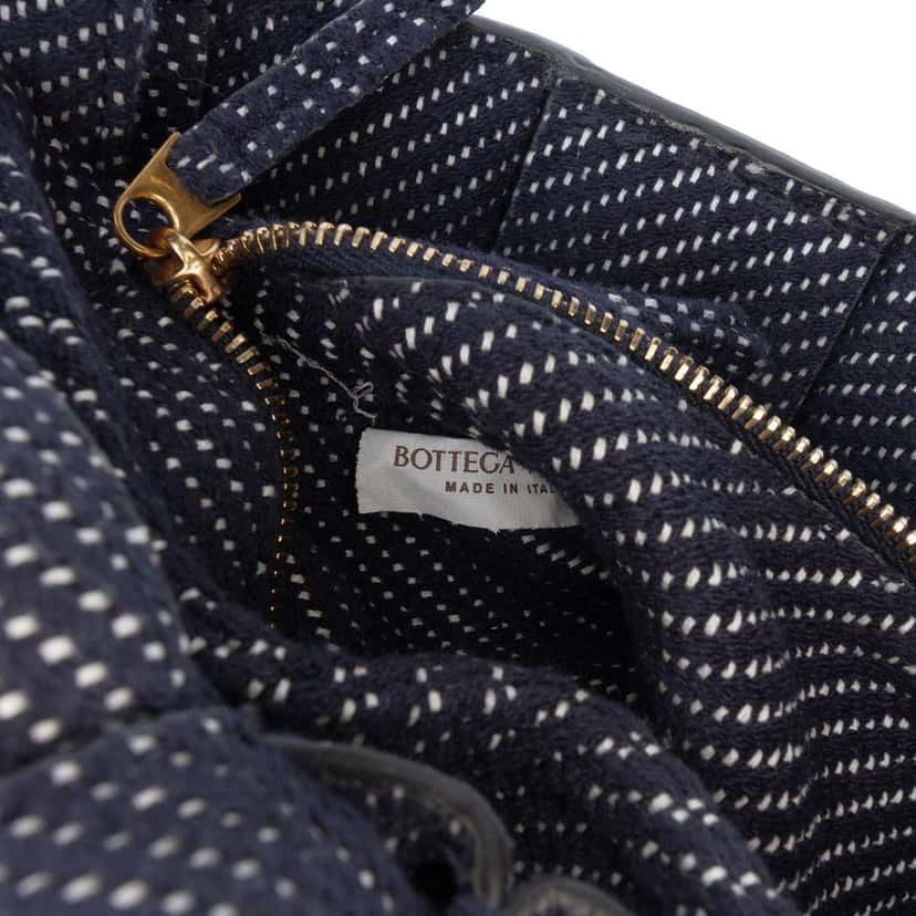 Bottega Veneta Denim Intrecciato Cassette Padded Crossbody Blue Denim Very good condition - Box View