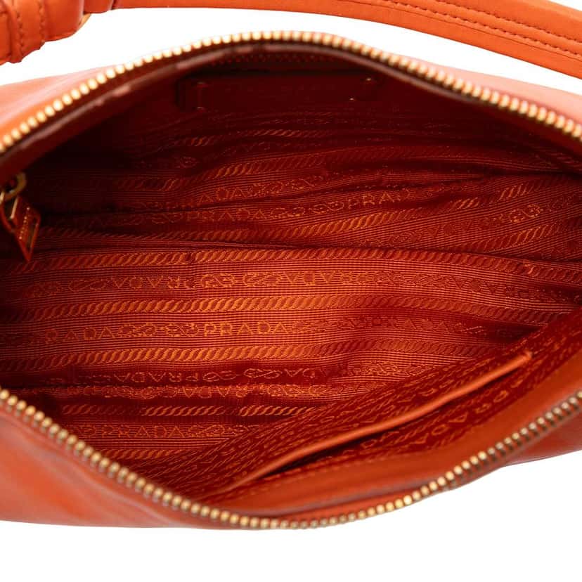 Prada Vitello Phenix Shoulder Bag Orange Leather Good condition - Model View