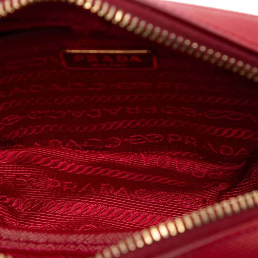 Prada Mini Saffiano Camera Bag Red Leather Good condition - Model View