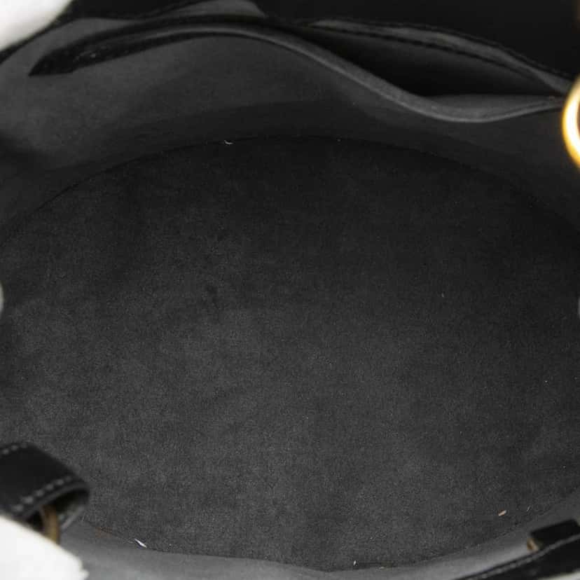 Louis Vuitton Epi Cluny Black Leather Very good condition - Model View