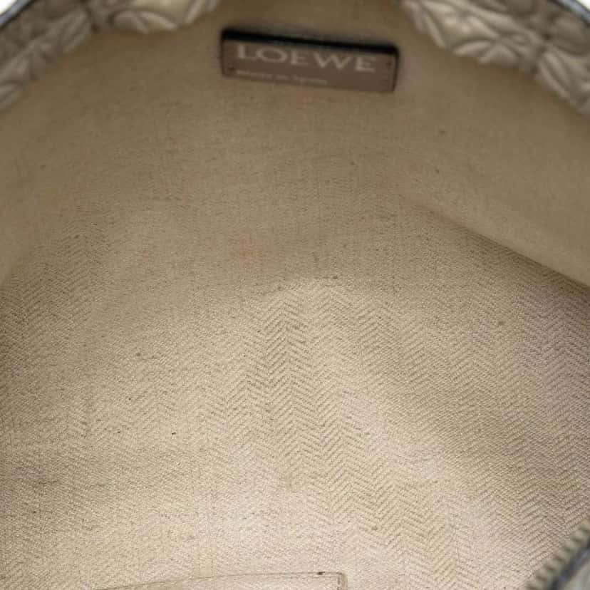 Loewe Embossed Leather Anagram Repeat T Clutch Brown Leather Good condition - Model View