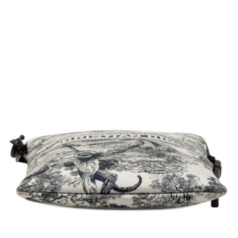 Dior Technical Fabric Embroidered Toile De Jouy DiorTravel Multifunction Pouch Blue Good condition - Inside View