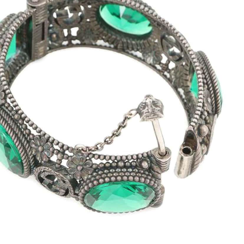 Gucci Sterling Silver and Stone Interlocking G Flower Hinged Bangle Silver Silver Good condition - Model View