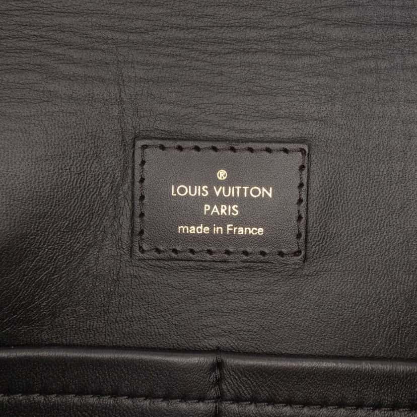 Louis Vuitton Glazed Calfskin Sac Triangle PM Pink Leather Good condition - Box View