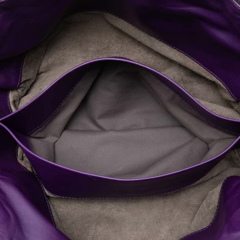 Bottega Veneta Large Nappa Intrecciato Leggero Satchel Purple Leather Good condition - Model View