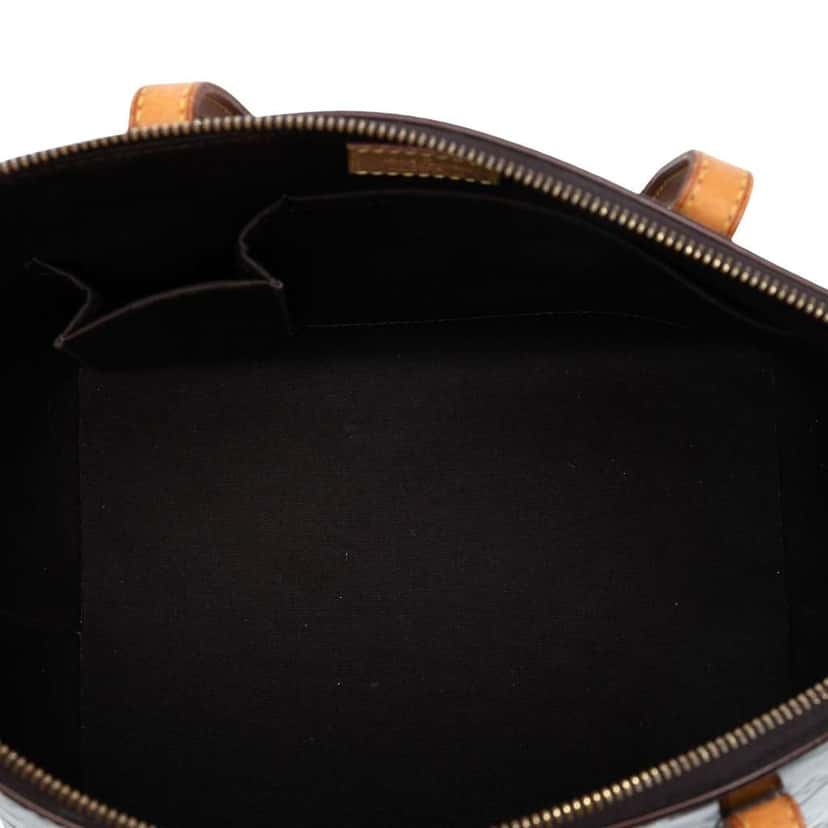 Louis Vuitton Monogram Vernis Bellevue PM Purple Leather Good condition - Model View