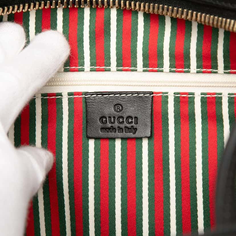 Gucci GG Canvas New Britt Shoulder Bag Black Canvas Very good condition - Box View