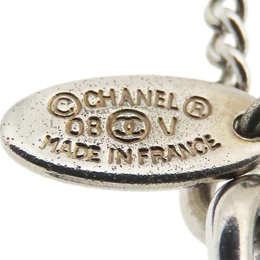 Chanel Silver Plated CC Rhinestone Pendant Necklace Silver Metal Very good condition - Model View