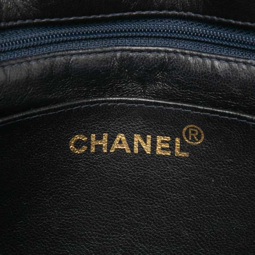 Chanel CC Quilted Lambskin Single Flap Black Leather Very good condition - Box View