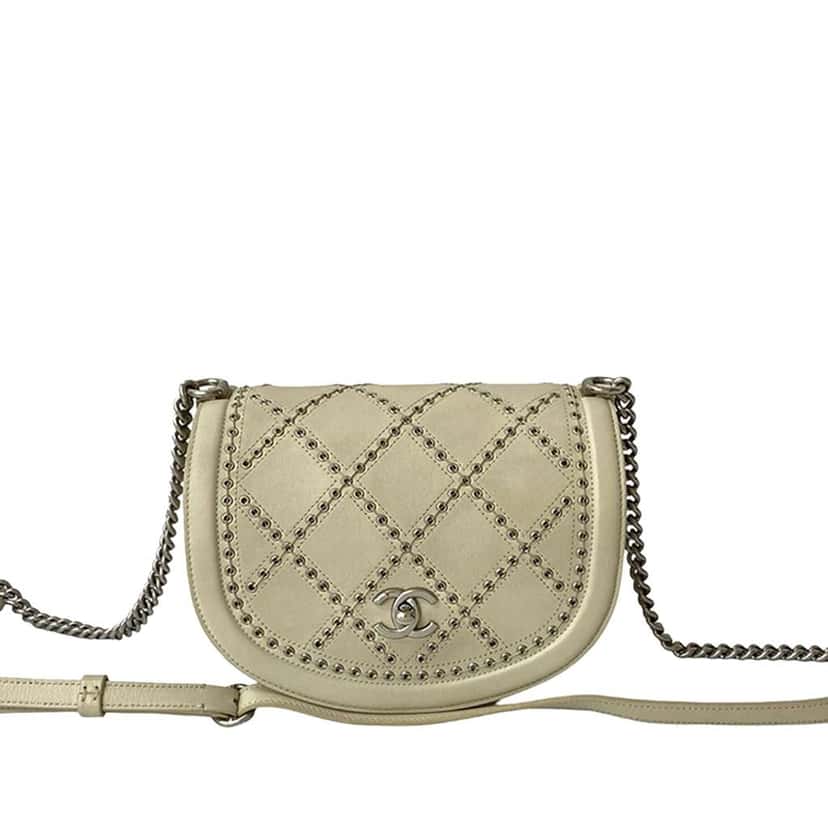 Chanel Small Calfskin Coco Eyelets Round Flap White Leather Very good condition - Front View