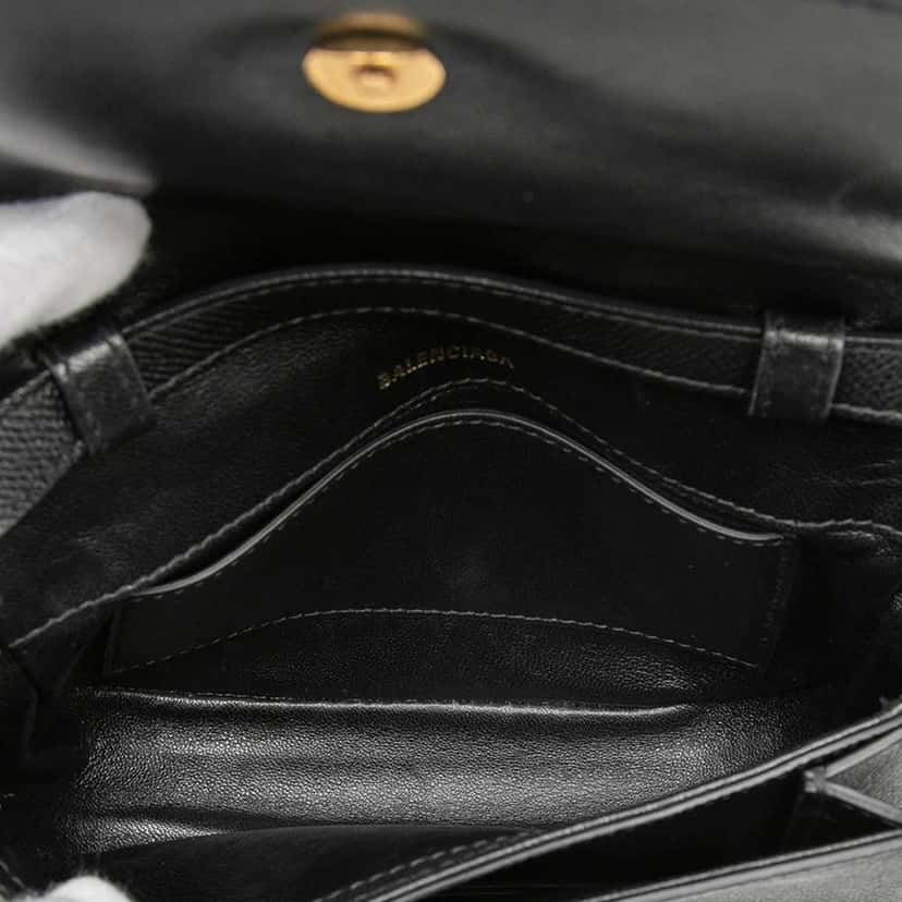 Balenciaga Grained Calfskin Logo Ville Day Crossbody XS Black Leather Very good condition - Model View