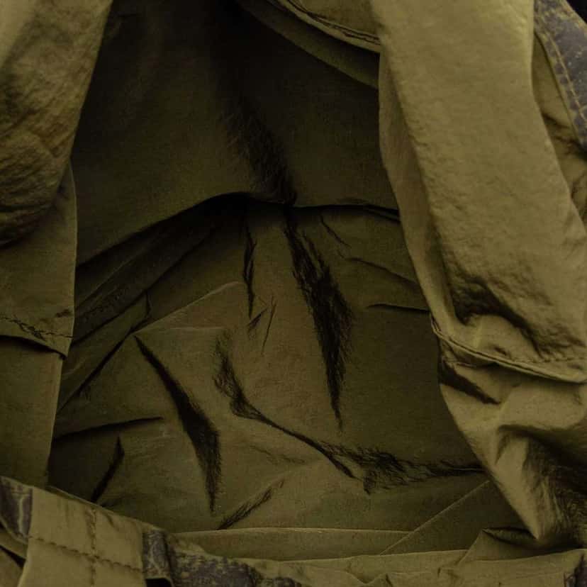 Bottega Veneta Intrecciato Trimmed Nylon Eco Tote Green Very good condition - Model View