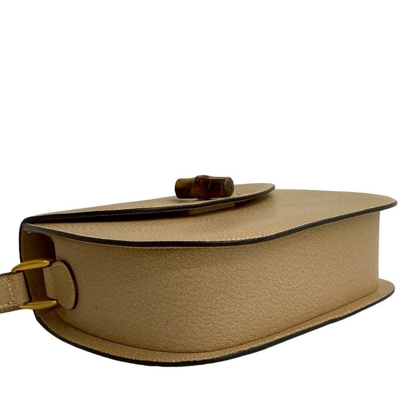 Gucci Grained Calfskin Bamboo Crossbody Brown Leather Very good condition - Inside View