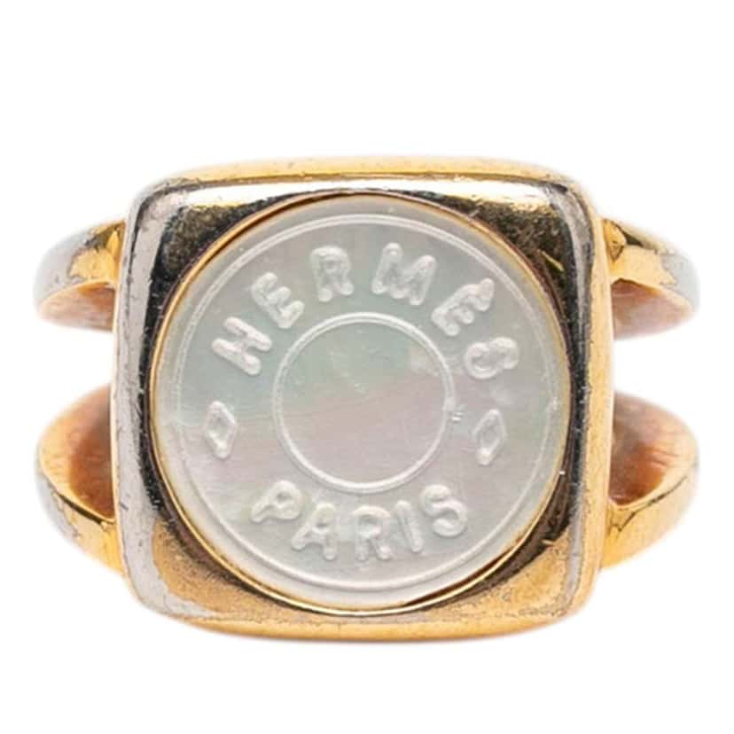 Hermès Gold Plated Bijouterie Fantaisie Corozo Ring Gold Metal Good condition - Front View