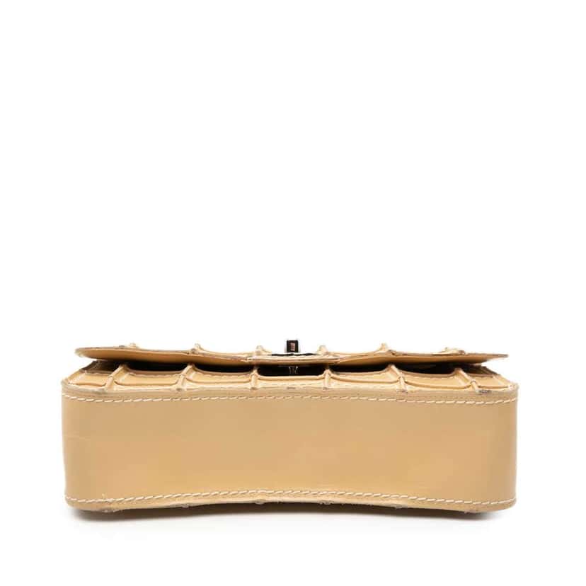 Chanel Medium Reverse Stitch Calfskin Single Flap Beige Leather Very good condition - Inside View